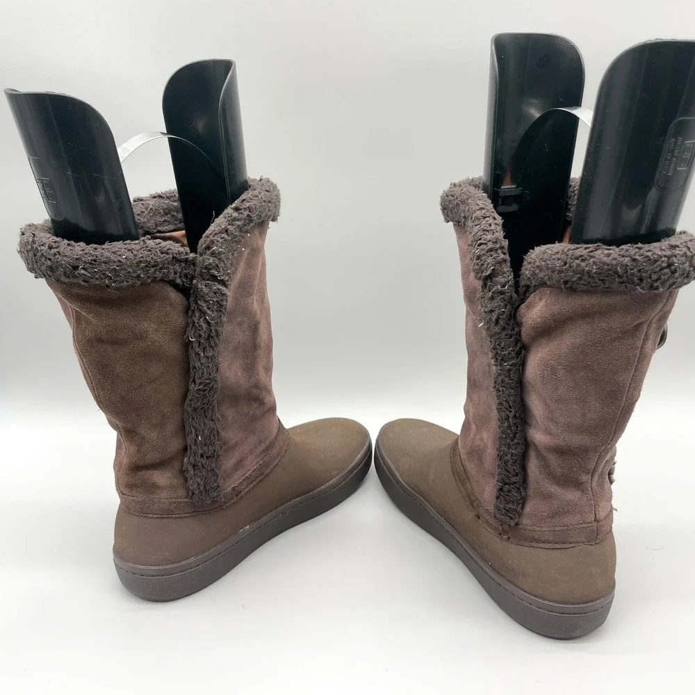 Crocs Modessa Button Suede Boots Brown Faux Fur Lined Womens 8 Cozy Casual Snow
